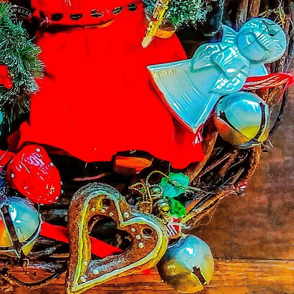 VINTAGE ORNAMENT WREATH HANDCRAFTED COLLECTABLE - Picture 6 of 7